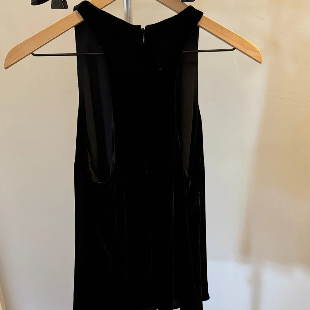 Joie Classic Black Top - Picture 3 of 4